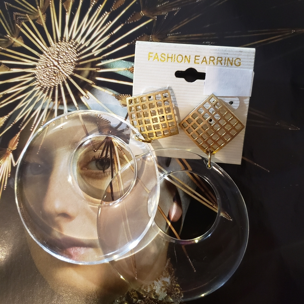 Gorgeous Clear/Gold Large Earrings Made in Korea